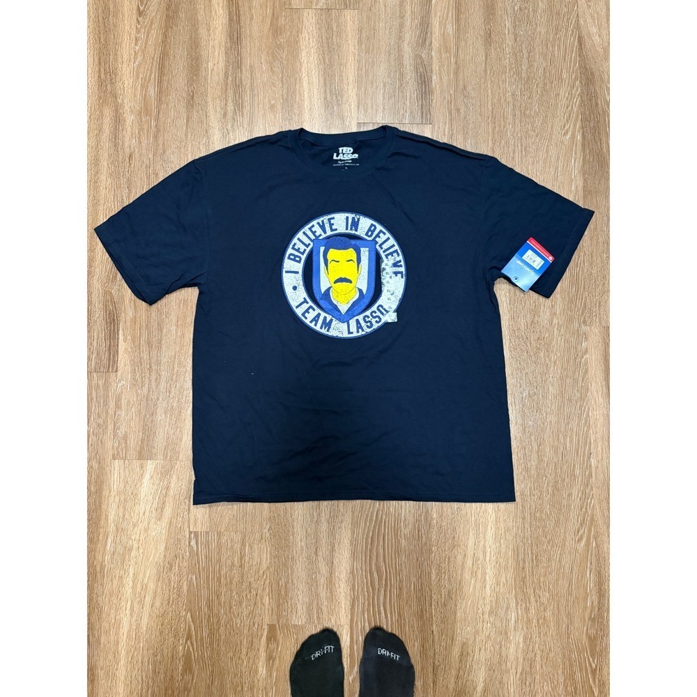 Ted Lasso Mens XL Navy Blue I Believe In Believe Team Lasso Graphic T-Shirt NWT